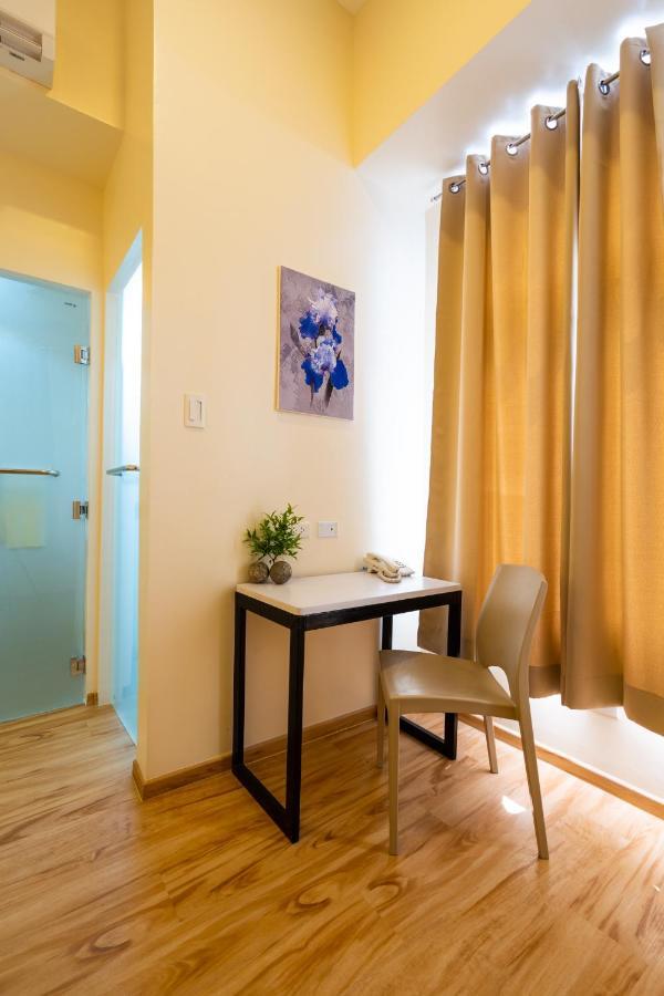 Myspace Hotel Comembo Taguig Buitenkant foto