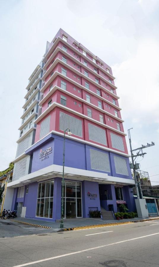 Myspace Hotel Comembo Taguig Buitenkant foto