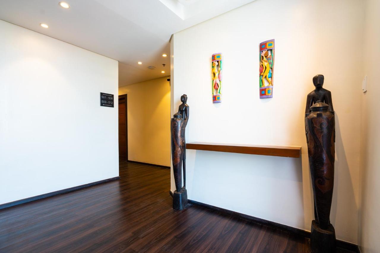 Myspace Hotel Comembo Taguig Buitenkant foto