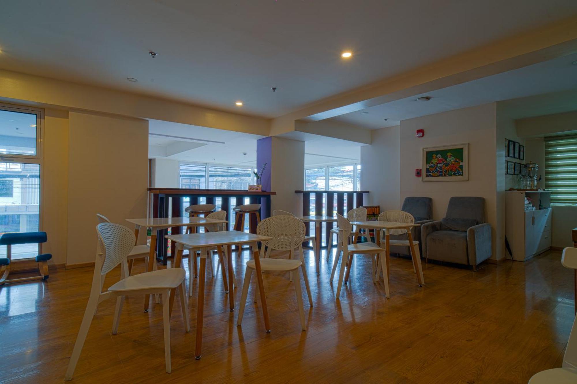 Myspace Hotel Comembo Taguig Buitenkant foto