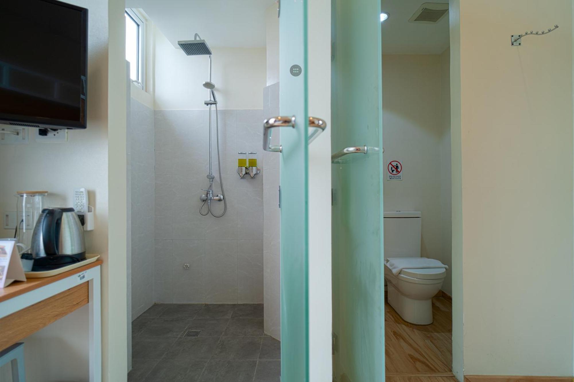 Myspace Hotel Comembo Taguig Buitenkant foto